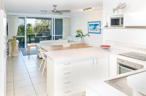 Noosa Hill Resort - Tourism Canberra 35