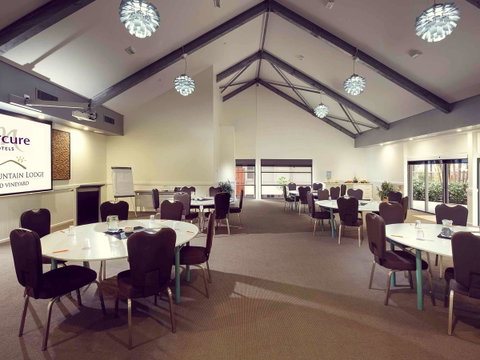 Mercure Clear Mountain Lodge - Tourism Canberra 27