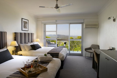 Mercure Clear Mountain Lodge - Tourism Canberra 6