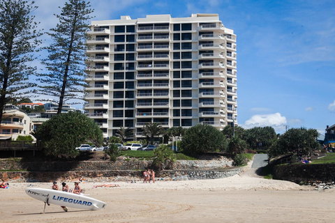 Coolum Caprice - Tourism Canberra 0