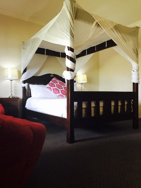 The Bearded Dragon Boutique Hotel - Tourism Canberra 36