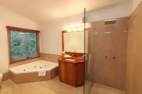 Silky Oaks Lodge - Tourism Canberra 14