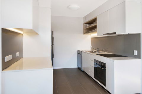 Allure Hotel & Apartments - Tourism Canberra 38