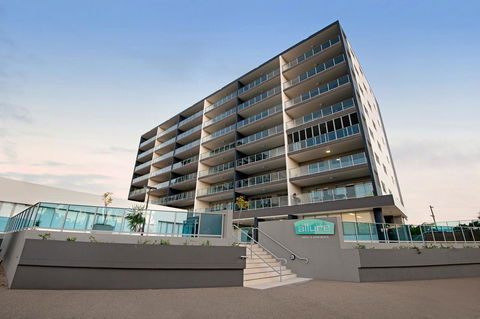 Allure Hotel & Apartments - Tourism Canberra 0