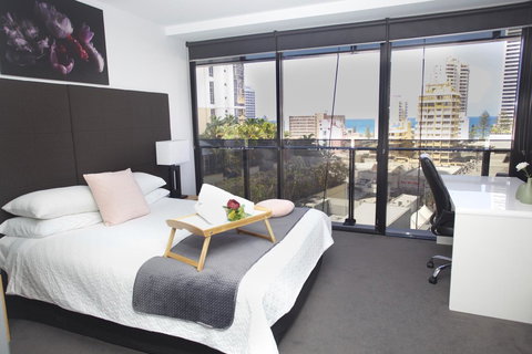 Circle Luxury Holidays - Tourism Canberra 9