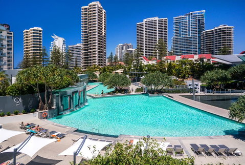 Q1 Resort & Spa - Official - Tourism Canberra 3