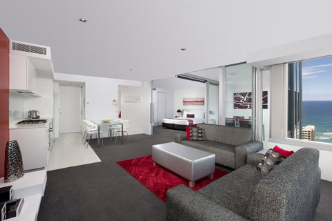 Q1 Resort & Spa - Official - Tourism Canberra 27