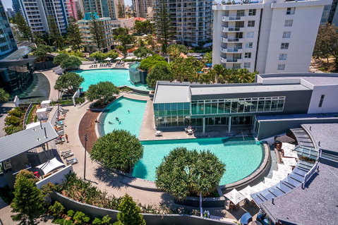 Q1 Resort & Spa - Official - Tourism Canberra 2