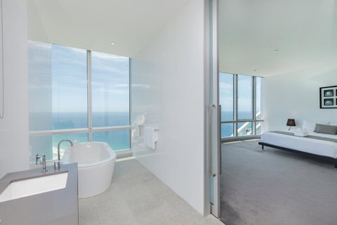 Q1 Resort & Spa - Official - Tourism Canberra 12
