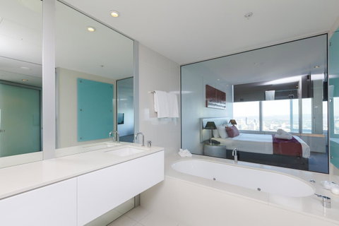 Q1 Resort & Spa - Official - Tourism Canberra 39