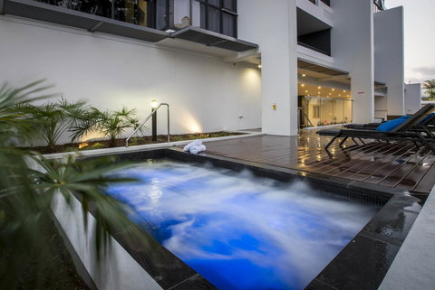 Synergy Broadbeach - Official - Tourism Canberra 5