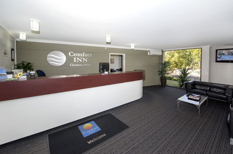 Comfort Inn Grammar View - Tourism Canberra 3