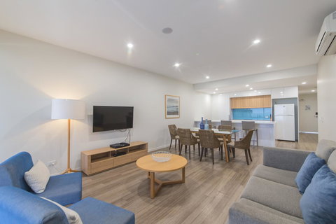 Salt Yeppoon - Tourism Canberra 8