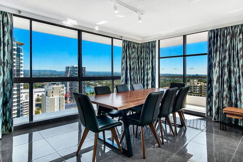 ULTIQA Beach Haven On Broadbeach - Tourism Canberra 30