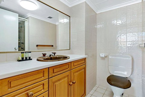 ULTIQA Beach Haven On Broadbeach - Tourism Canberra 38