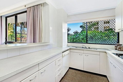 ULTIQA Beach Haven On Broadbeach - Tourism Canberra 36