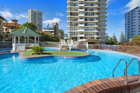 ULTIQA Beach Haven On Broadbeach - Tourism Canberra 0