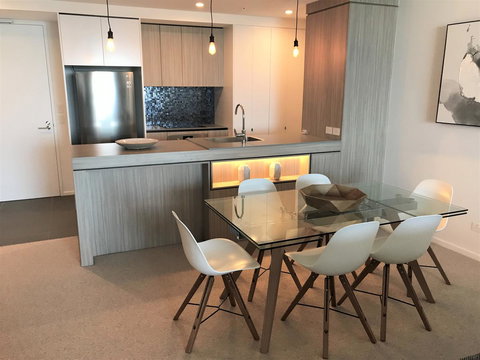 Qube Broadbeach Ocean View Apartments - Tourism Canberra 26