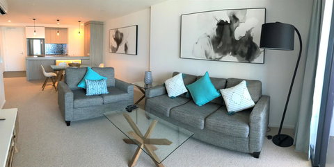 Qube Broadbeach Ocean View Apartments - Tourism Canberra 29