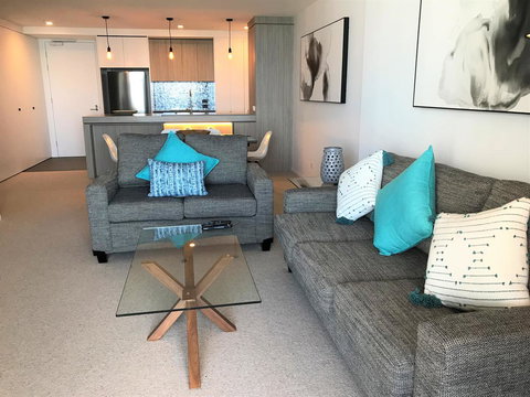 Qube Broadbeach Ocean View Apartments - Tourism Canberra 27