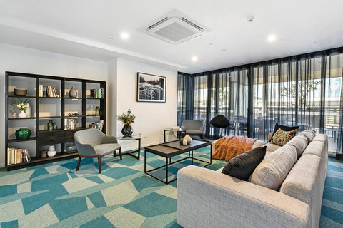 Qube Broadbeach Ocean View Apartments - Tourism Canberra 14