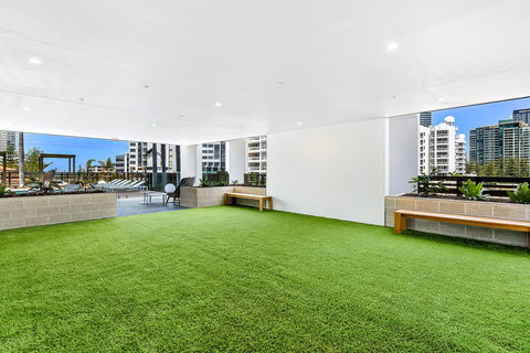 Qube Broadbeach Ocean View Apartments - Tourism Canberra 6