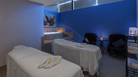 Oaks Hervey Bay Resort And Spa - Tourism Canberra 10