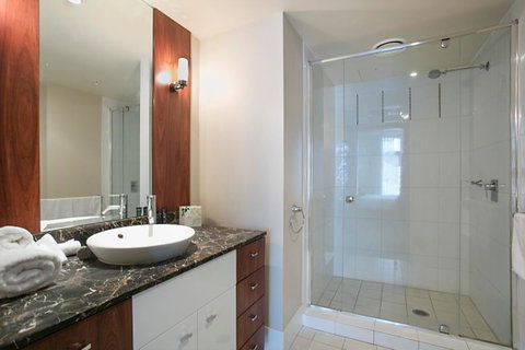 Towers Of Chevron - Private Apartment - Tourism Canberra 4