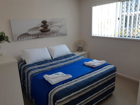Surfers Beach Resort One - Tourism Canberra 7