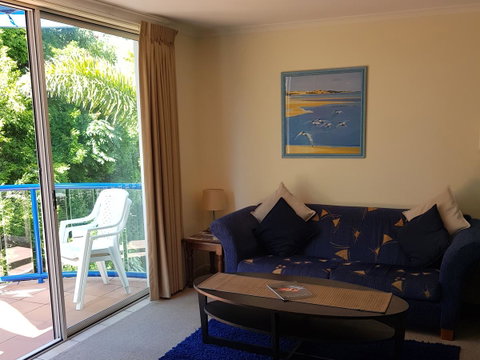 Surfers Beach Resort One - Tourism Canberra 28