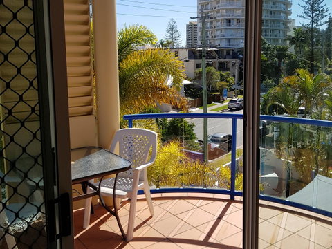Surfers Beach Resort One - Tourism Canberra 23