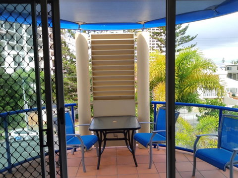 Surfers Beach Resort One - Tourism Canberra 6