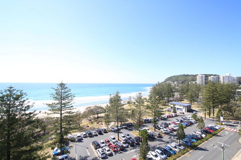 Oceania On Burleigh Beach - Tourism Canberra 22