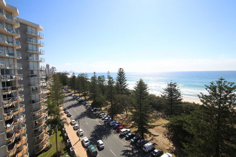 Oceania On Burleigh Beach - Tourism Canberra 24