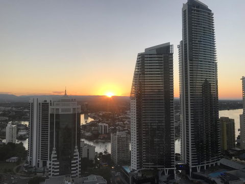 Novotel Surfers Paradise - Tourism Canberra 5