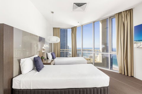 Novotel Surfers Paradise - Tourism Canberra 2