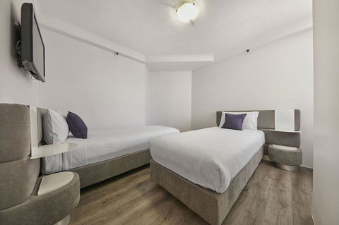 Novotel Surfers Paradise - Tourism Canberra 23
