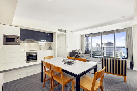 H Luxury Residence Apartments - Holiday Paradise - Tourism Canberra 13