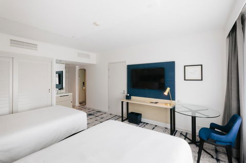 Voco Gold Coast, An IHG Hotel - Tourism Canberra 5