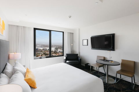 Voco Gold Coast, An IHG Hotel - Tourism Canberra 6