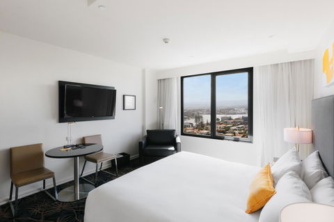 Voco Gold Coast, An IHG Hotel - Tourism Canberra 2