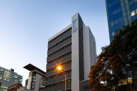 George Williams Hotel - Tourism Canberra 0