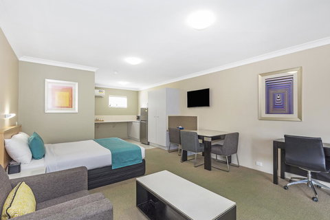 Comfort Inn North Brisbane - Tourism Canberra 5