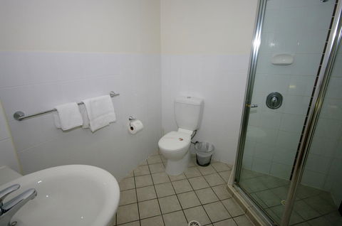 La Vida On Anzac - Tourism Canberra 7