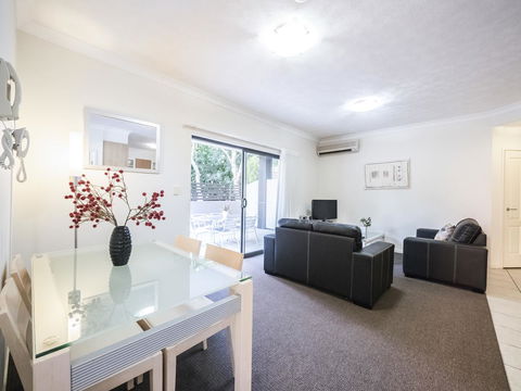 La Vida On Anzac - Tourism Canberra 39