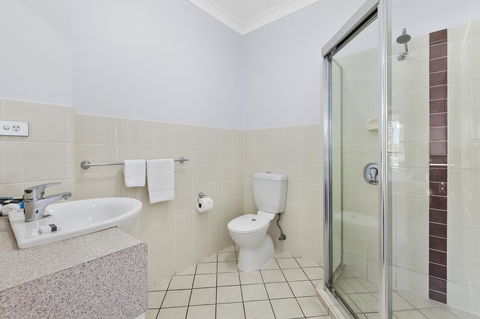 La Vida On Anzac - Tourism Canberra 27