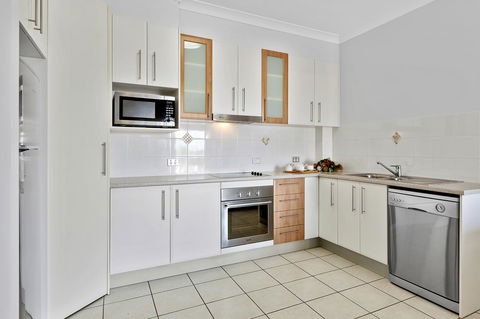 La Vida On Anzac - Tourism Canberra 23