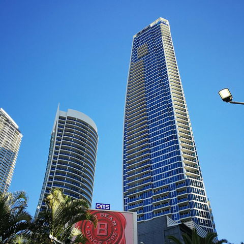 H Star Residences-- Paradise Stayz - Tourism Canberra 12