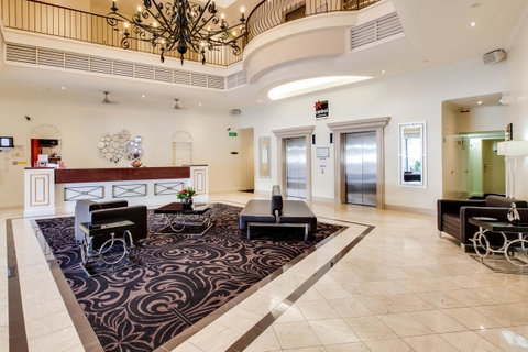 Central Cosmo Apartment Hotel - Tourism Canberra 3