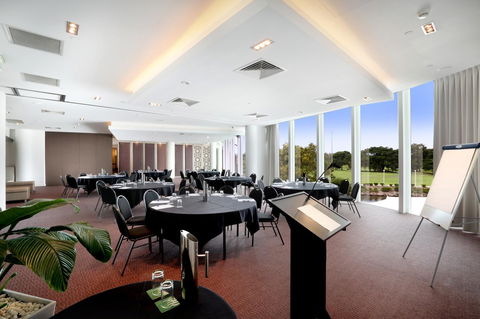 RACV Royal Pines Resort Gold Coast - Tourism Canberra 39